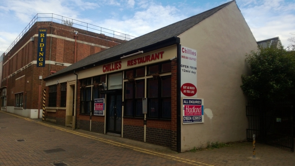 Commercial Property Retail Properties Restaurant Unit TO LET